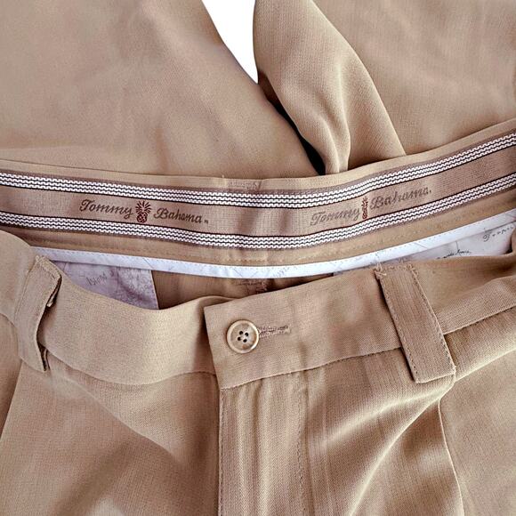 Tommy Bahama Tan Khaki Beige 100% Silk Shorts Sz 34 9" Inseam Front Pleat - Picture 3 of 8